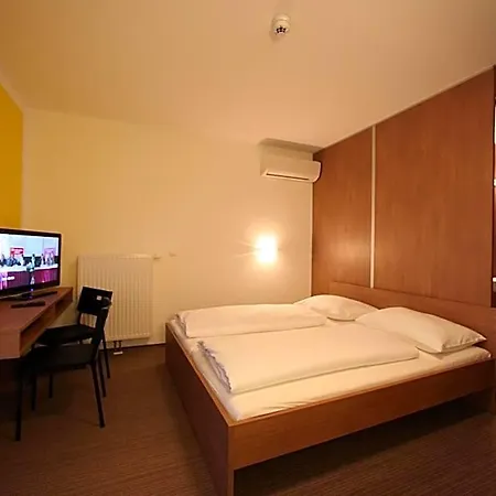 Fair-price-hotel Hotel